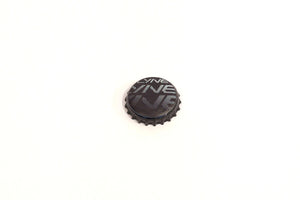 Bottle Cap- Lyne Black